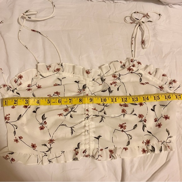 NWOT SHEIN White Floral Two Piece Set Size L - Picture 6 of 10